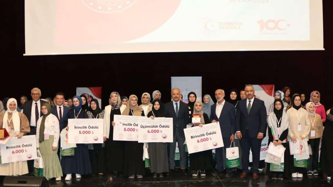 Genç Nida Kuran'ı Kerimi Güzel Okuma Bölge Yarışmasında Öğrencilerimiz  Bir ikincilik bir de Üçüncülük Kazandı