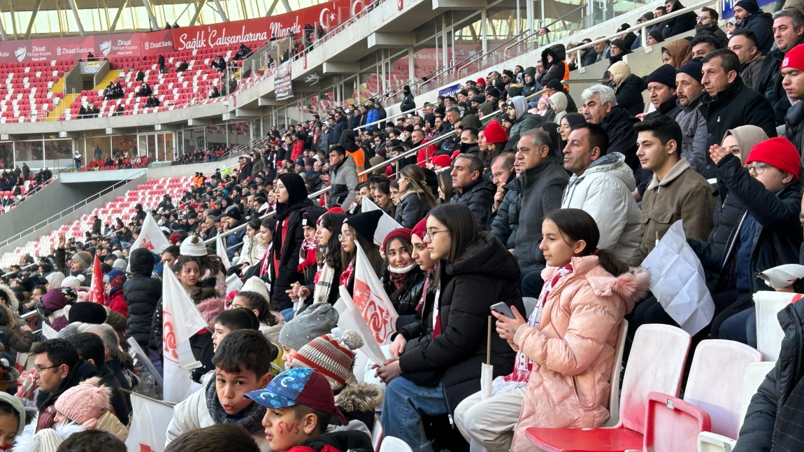 Minik Yiğidolar Takımına Sahip Çıkıyor Projesi