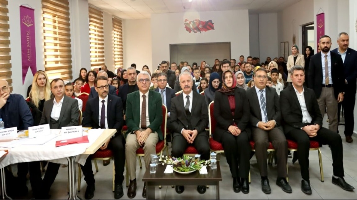 İstiklal Marşı'nı Güzel Okuma Yarışması İl Finali Okulumuzda Düzenlendi